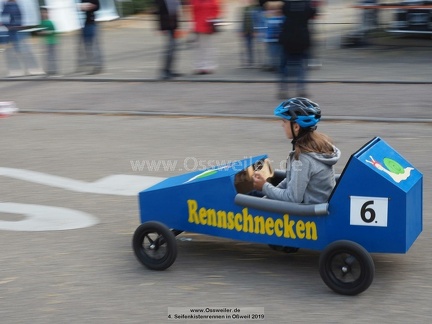 4. Seifenkistenrennen in Ossweil 12