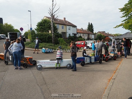 4. Seifenkistenrennen in Ossweil 14