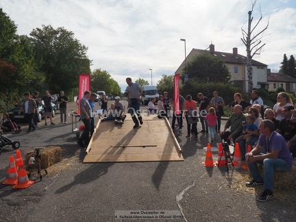 4. Seifenkistenrennen in Ossweil 411